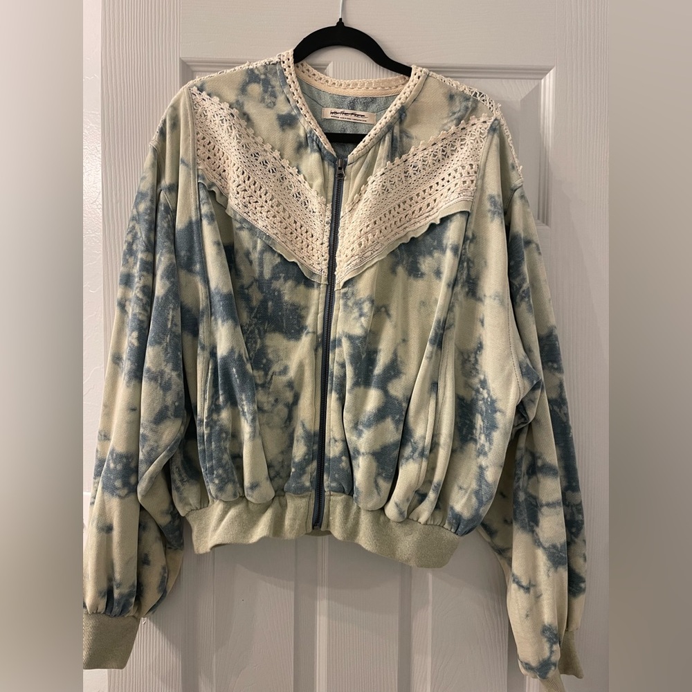 Free People Tie-Dye Embroidered Sweatshirt Size M